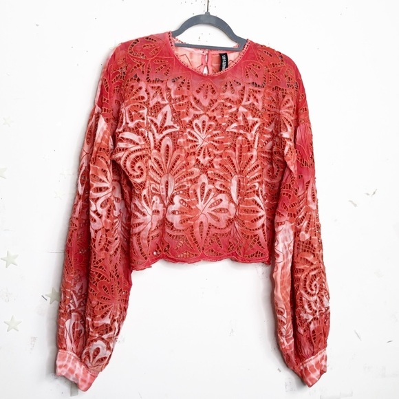 CONTINUUM Orange open eyelet balloon sleeve blouse - Picture 15 of 16